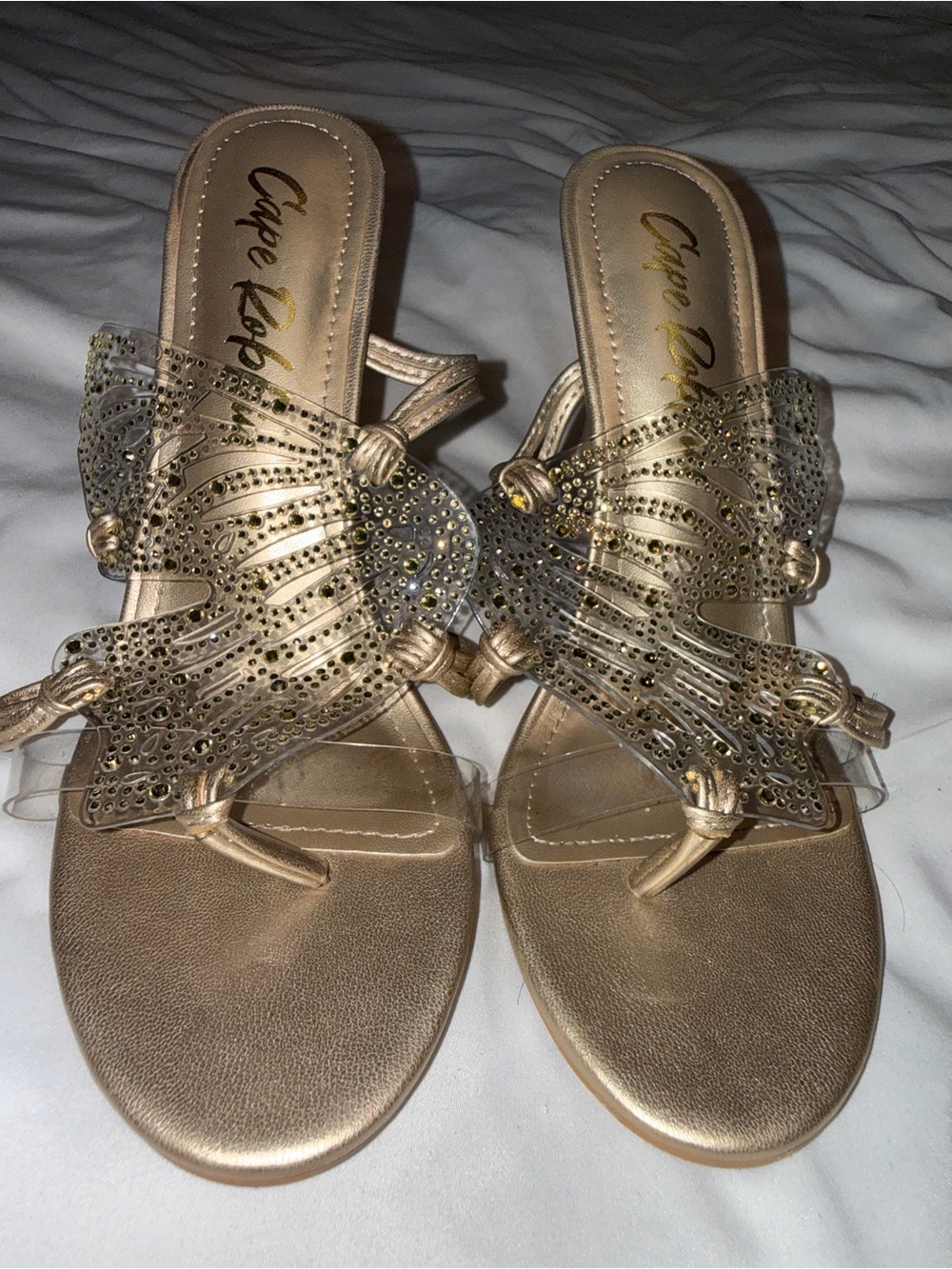 Cape Robbin Gold Butterfly-Embellished Toe-Loop Sandals